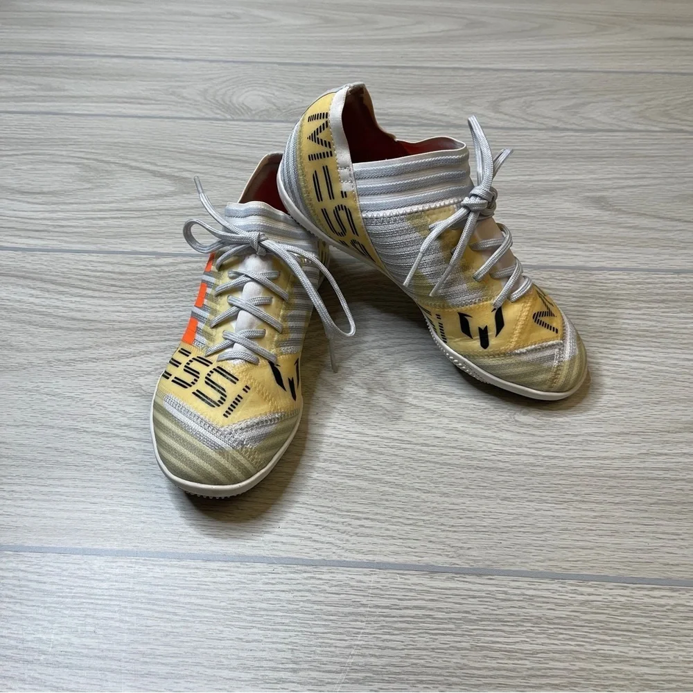 Adidas Nemeziz Messi Tango White Indoor Soccer Cleats Sneakers Youth Size 2.5